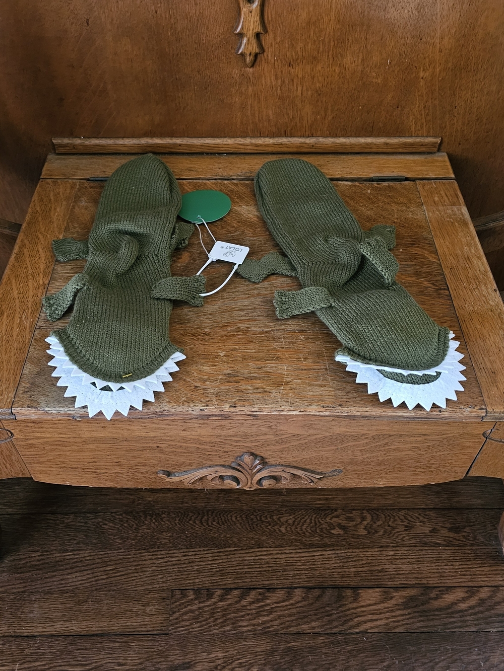 LOLAT Crocodile Cartoon Slipper Socks | Knit Alligator House Slippers | NWT - Picture 3 of 4